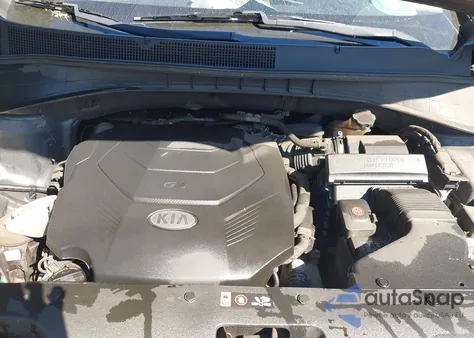 2019 Kia Sorento 3.3L Lx z USA, uszkodzony, nr VIN 5XYPGDA59KG488132